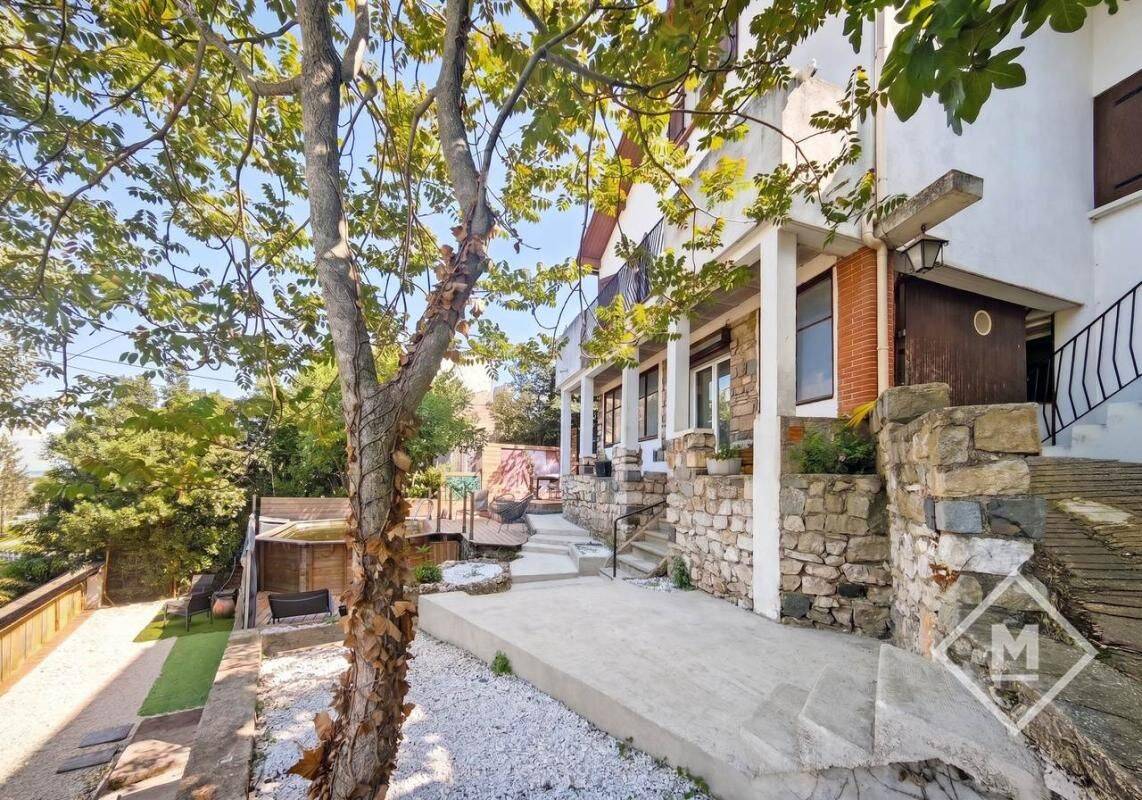 Maison 4 pièces 123 m² · à Marseille 11ème Arrondissement · 123 m² · 428 000 €