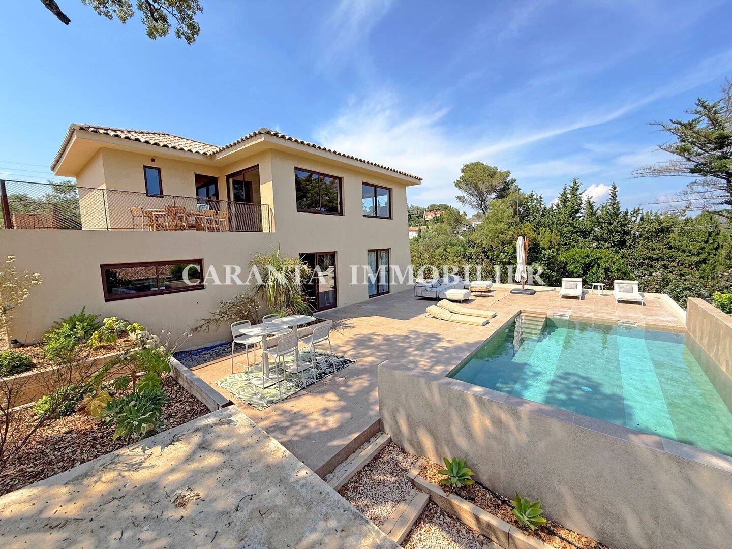 Maison 4 pièces 163 m² · à Fréjus · 163,1 m² · 1 590 000 €