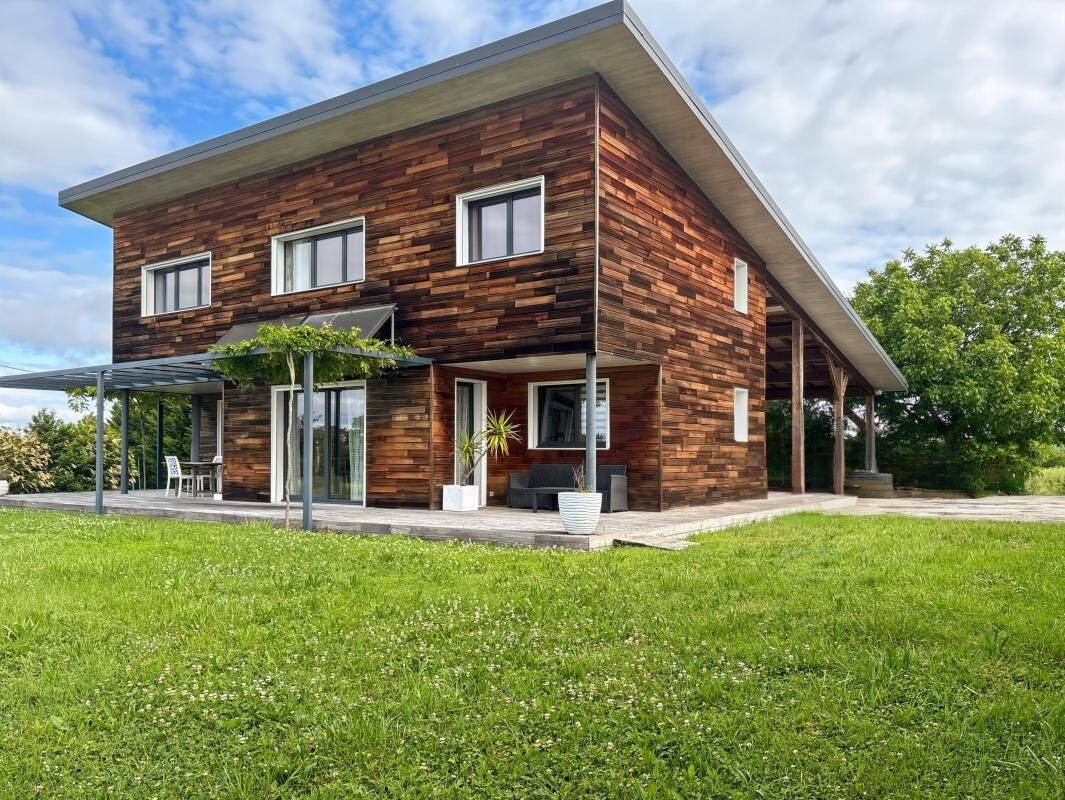 Maison 5 pièces 137 m² · à Maureville · 137 m² · 472 000 €