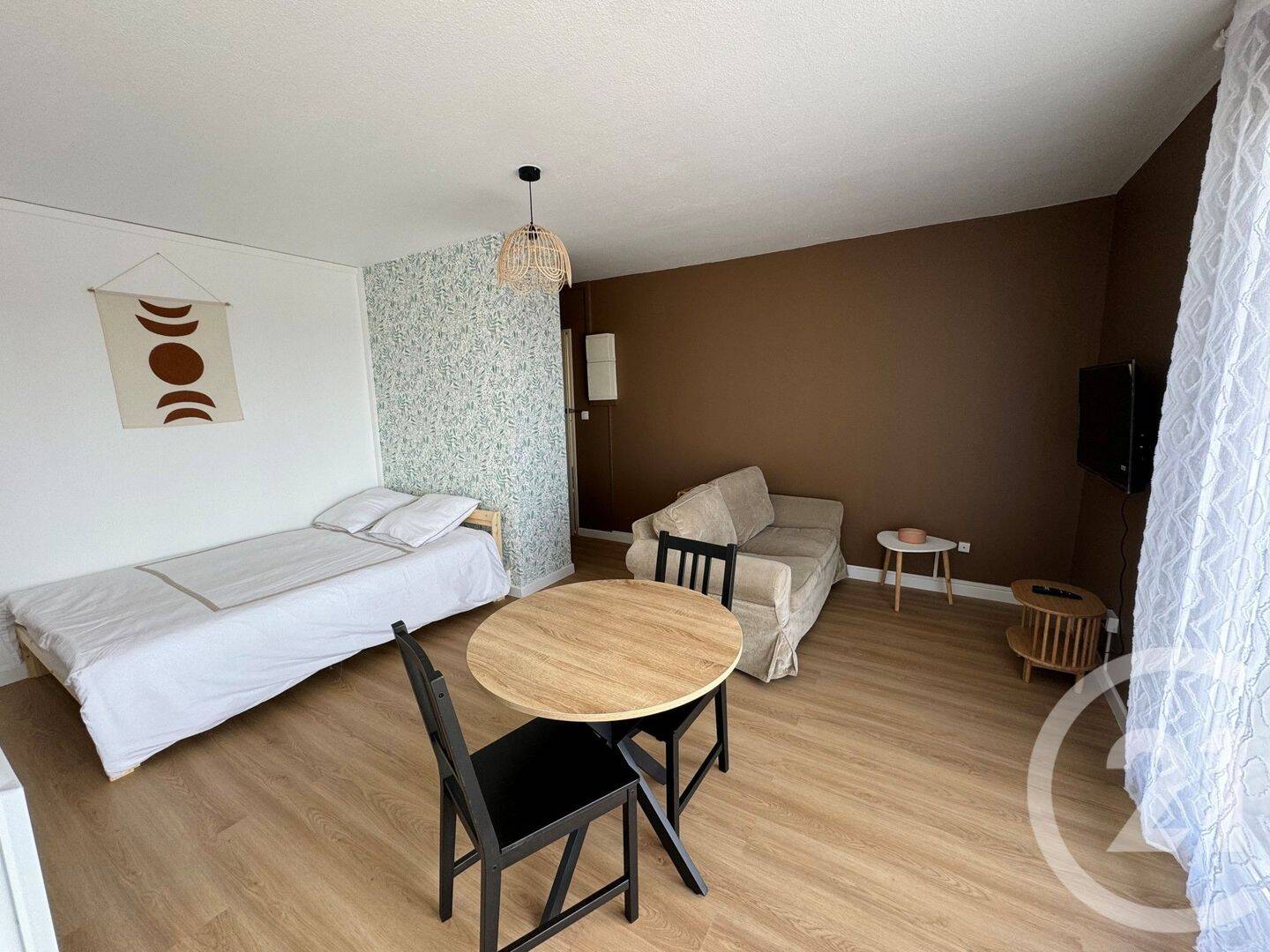 Appartement 1 pièce 28 m² · à Le Plessis-Belleville · 28 m² · 700 €