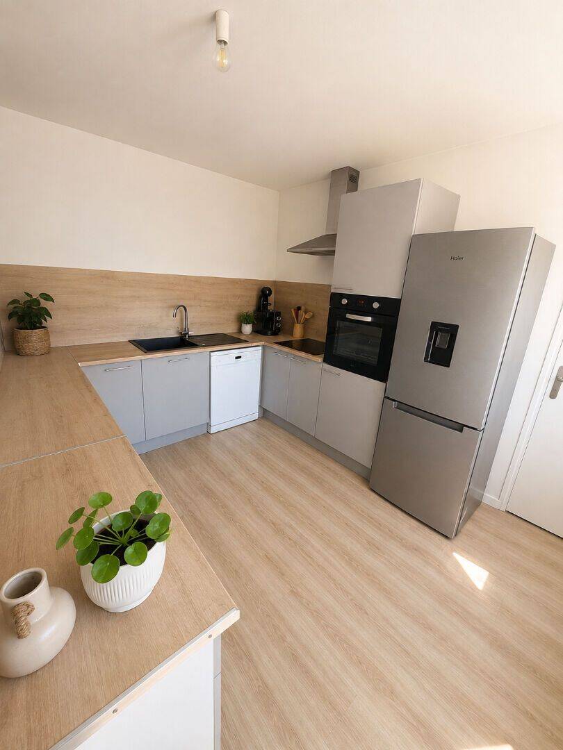 Appartement 3 pièces 85 m² · à Villeneuve-sur-Yonne · 85 m² · 760 €