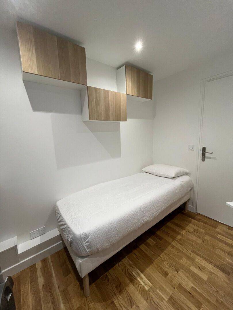 Appartement 1 pièce 10 m² · à Paris 16ème Arrondissement · 9,5 m² · 560 €/mois