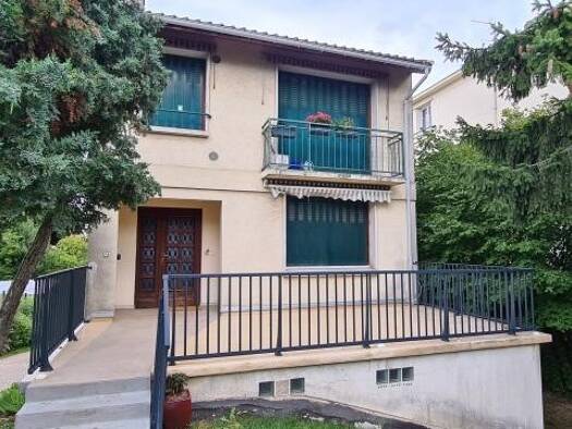 Appartement à louer 988 € 2 pièces 1 chambre 48 m² RDC La Gare Clamart 92140