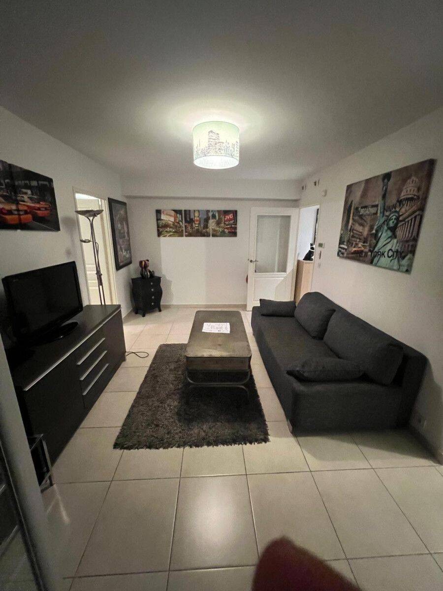 Appartement 3 pièces 62 m² · à Antibes · 62 m² · 1 200 €/mois