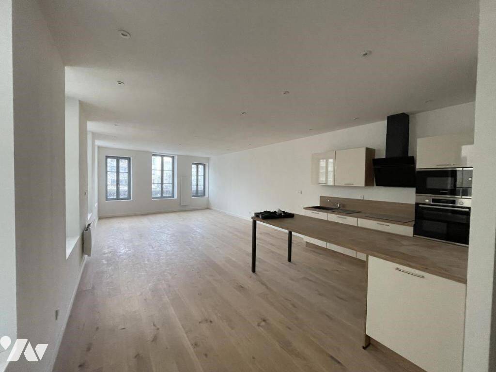 Appartement 3 pièces 95 m² · à Valenciennes · 95 m² · 1 000 €/mois