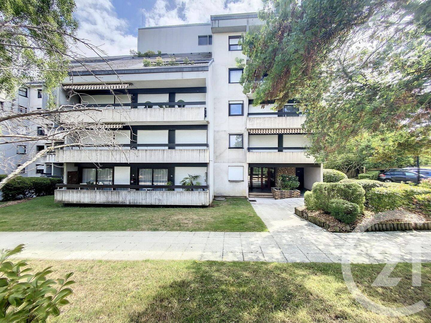 Appartement 4 pièces 83 m² · à Le Coudray-Montceaux · 82,9 m² · 1 326 €/mois