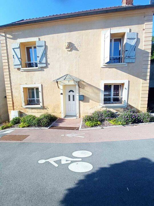 Maison 5 pièces 110 m² · à Montreuil-aux-Lions · 110 m² · 155 000 €