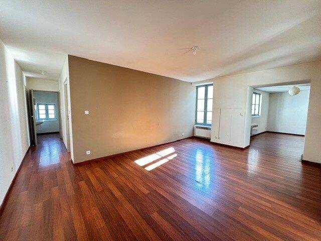 Appartement 4 pièces 75 m² · à Vichy · 74,5 m² · 114 500 €