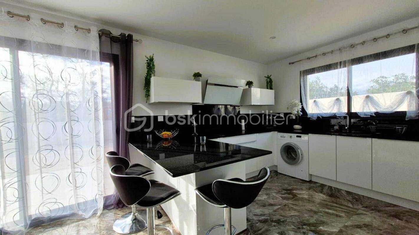 Maison 4 pièces 100 m² · à La Palme · 100 m² · 370 000 €