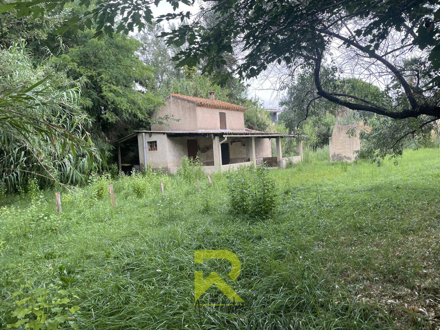 Terrain de 896 m² à Agde - photo 2
