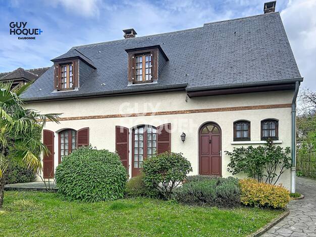 Maison à vendre 549 000 € 6 pièces 3 chambres 143 m² 542 m² de terrain La Grille Doree Eaubonne 95600