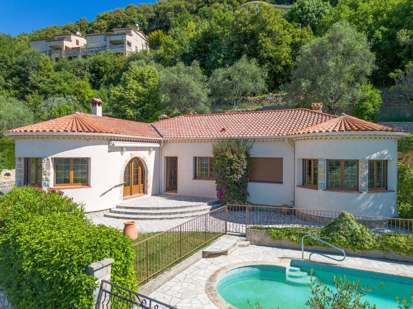 Maison 7 pièces 152 m² · à Grasse · 152 m² · 730 000 €