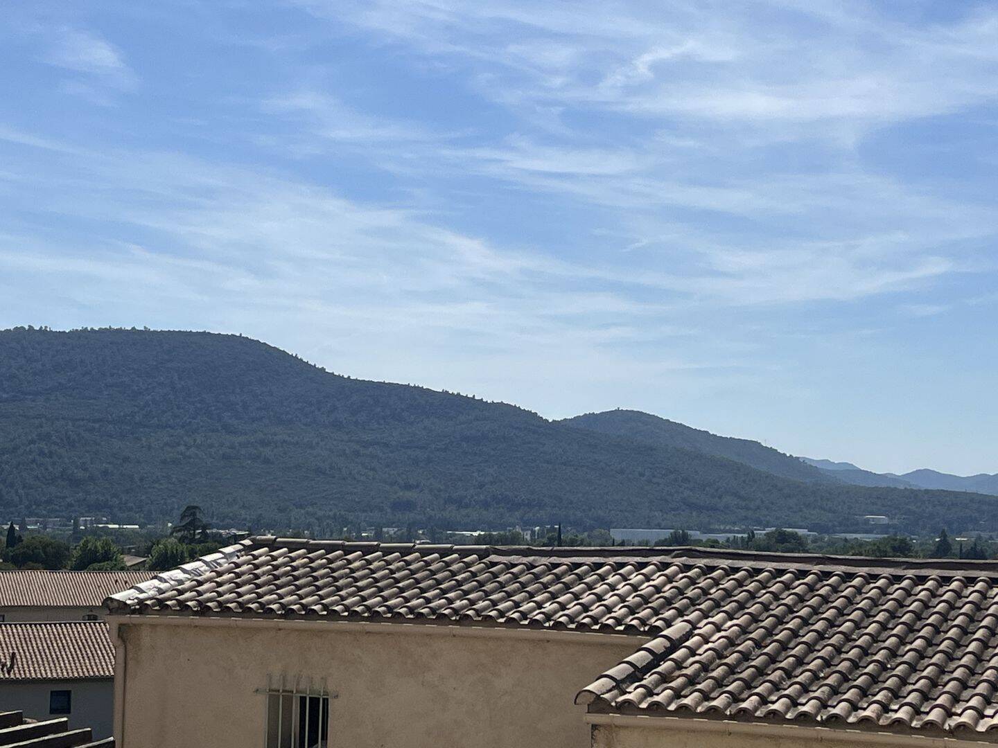 Appartement 2 pièces 38 m² · à Gémenos · 38 m² · 885 €/mois