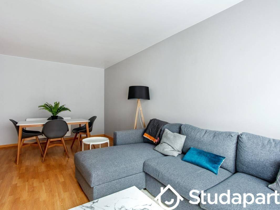 Appartement 3 pièces 65 m² · à Paris 19ème Arrondissement · 65 m² · 2 166 €/mois