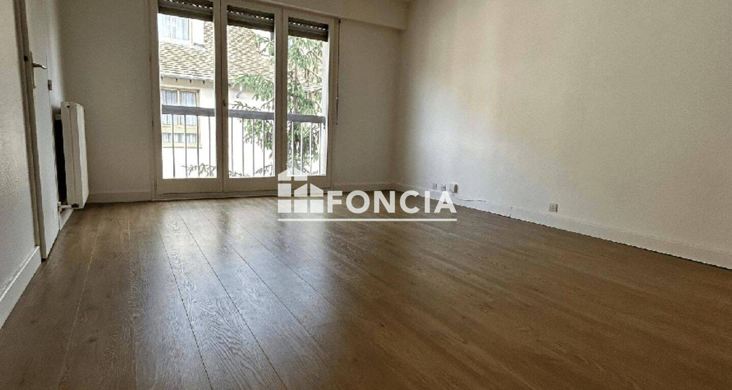 Appartement 1 pièce 32 m² · à Rueil-Malmaison · 31,5 m² · 818 €/mois