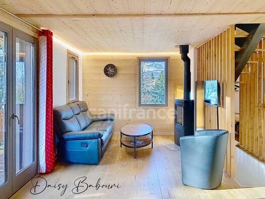 Chalet à vendre - Première occupation 875 000 € 5 pièces 4 chambres 120 m² 2 431 m² de terrain Combloux 74920