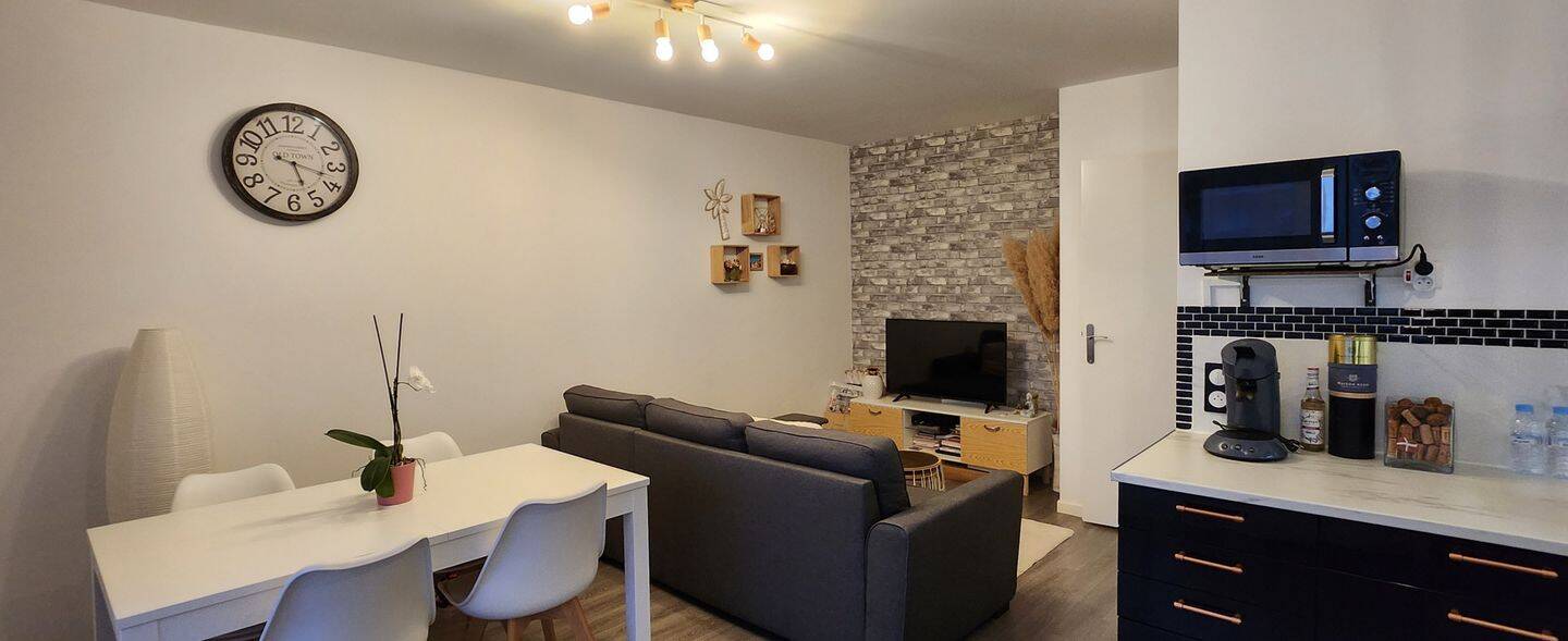 Appartement 2 pièces 44 m² · à Les Ulis · 43,6 m² · 957 €/mois