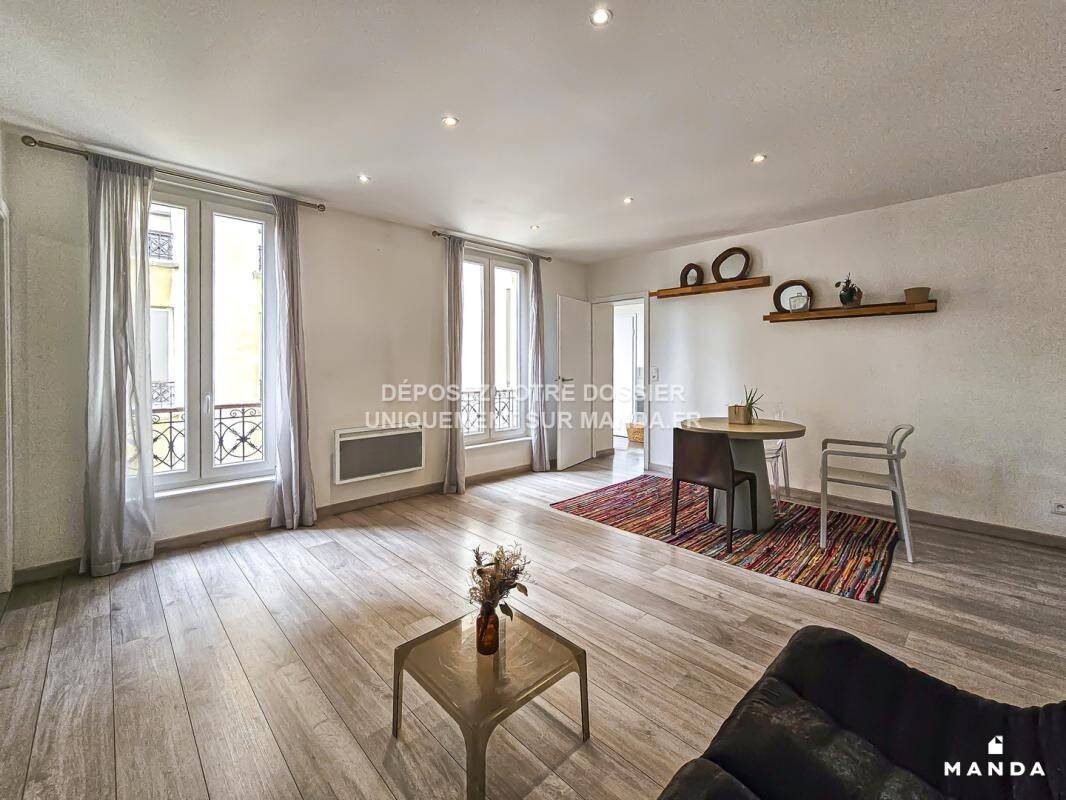 Appartement 2 pièces 44 m² · à Paris 18ème Arrondissement · 44 m² · 1 590 €