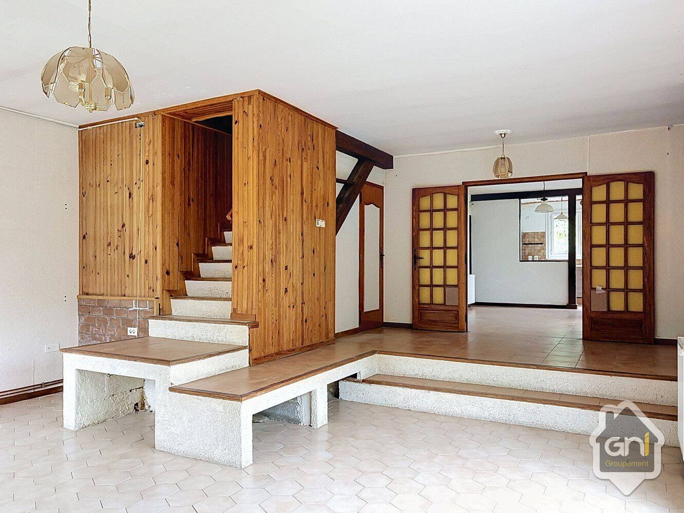 Maison 7 pièces 135 m² · à Eyguières · 135 m² · 420 000 €
