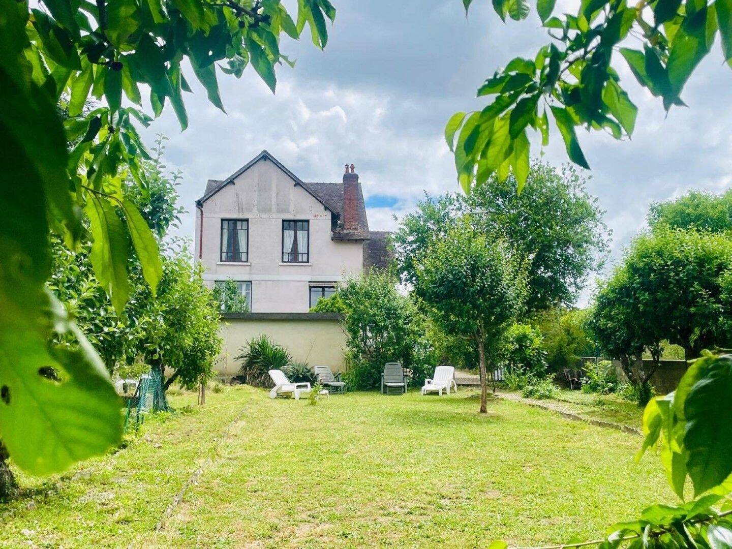 Maison 5 pièces 104 m² · à Villevallier · 104 m² · 159 900 €