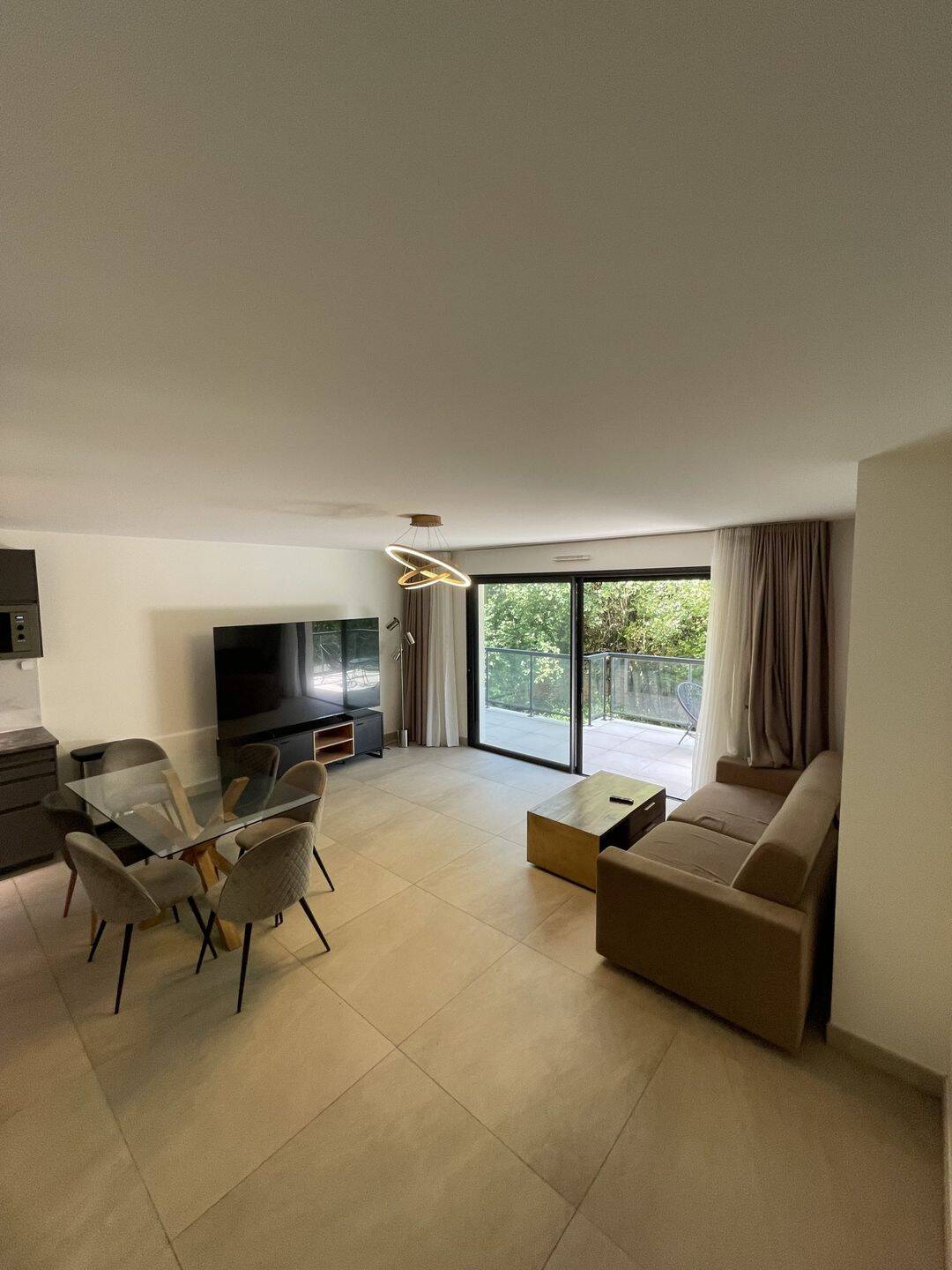 Appartement 2 pièces 54 m² · à Saint-Maur-des-Fossés · 54 m² · 1 950 €