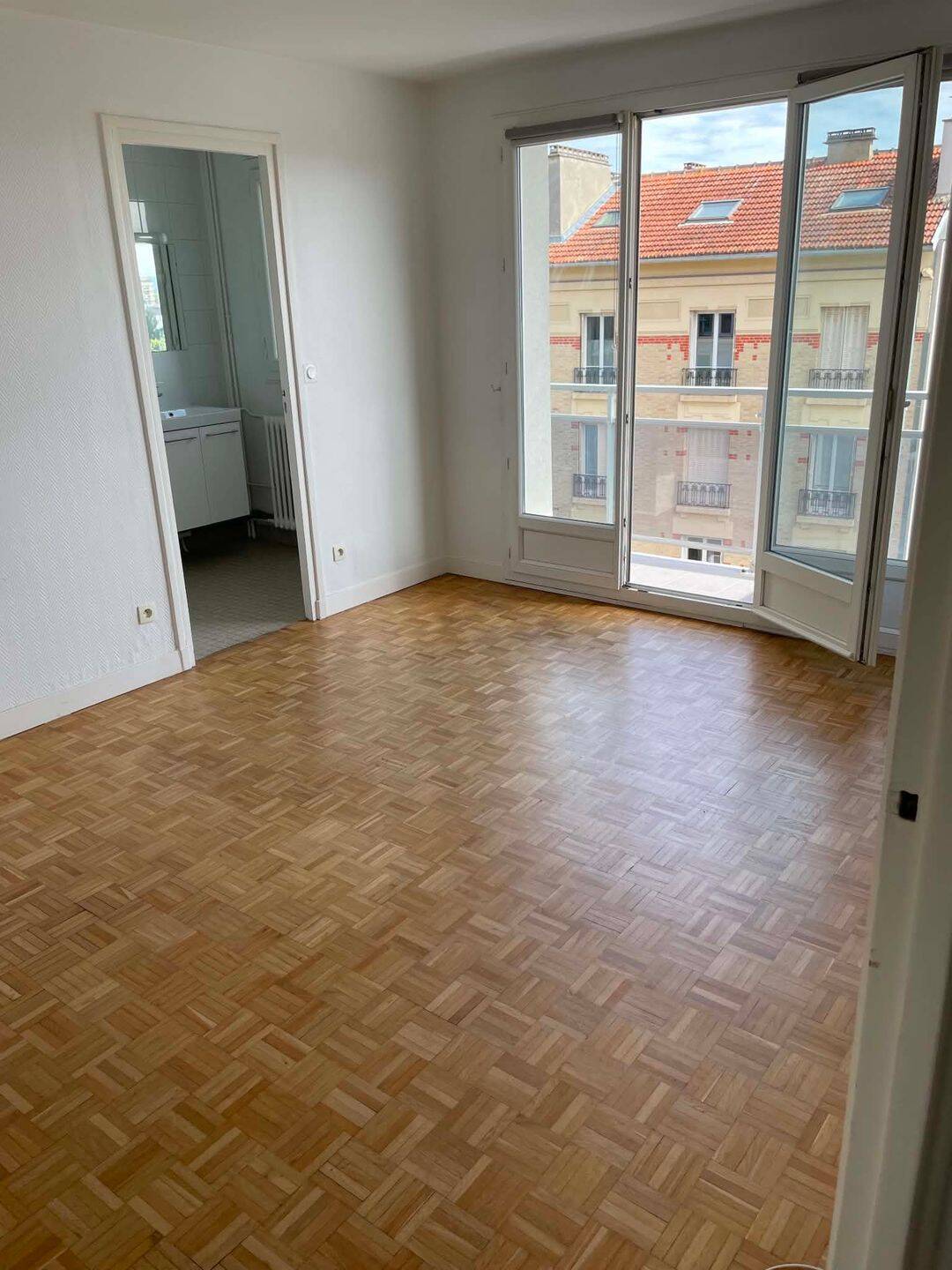 Appartement 1 pièce 29 m² · à Suresnes · 29 m² · 880 €/mois
