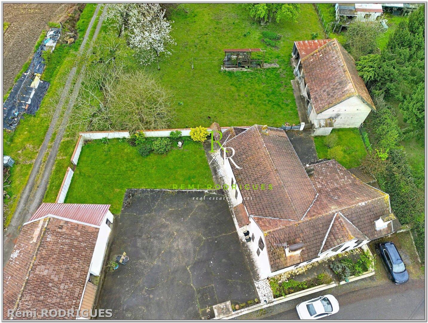 Maison 9 pièces 211 m² · à Arzacq-Arraziguet · 211 m² · 263 000 €