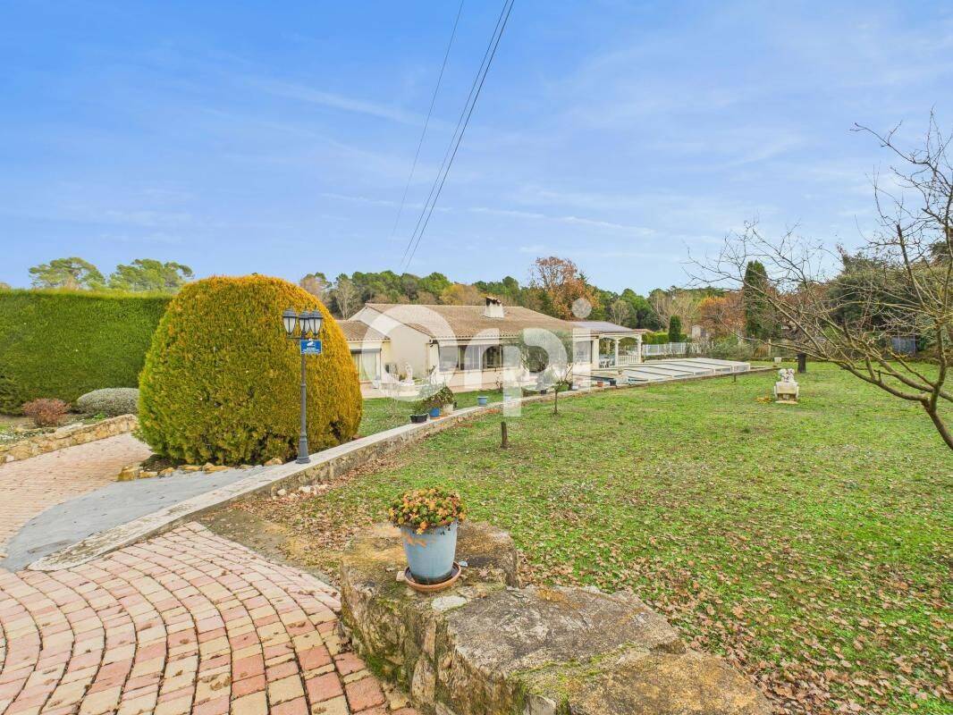 Maison 9 pièces 285 m² · à Montauroux · 285,4 m² · 749 000 €