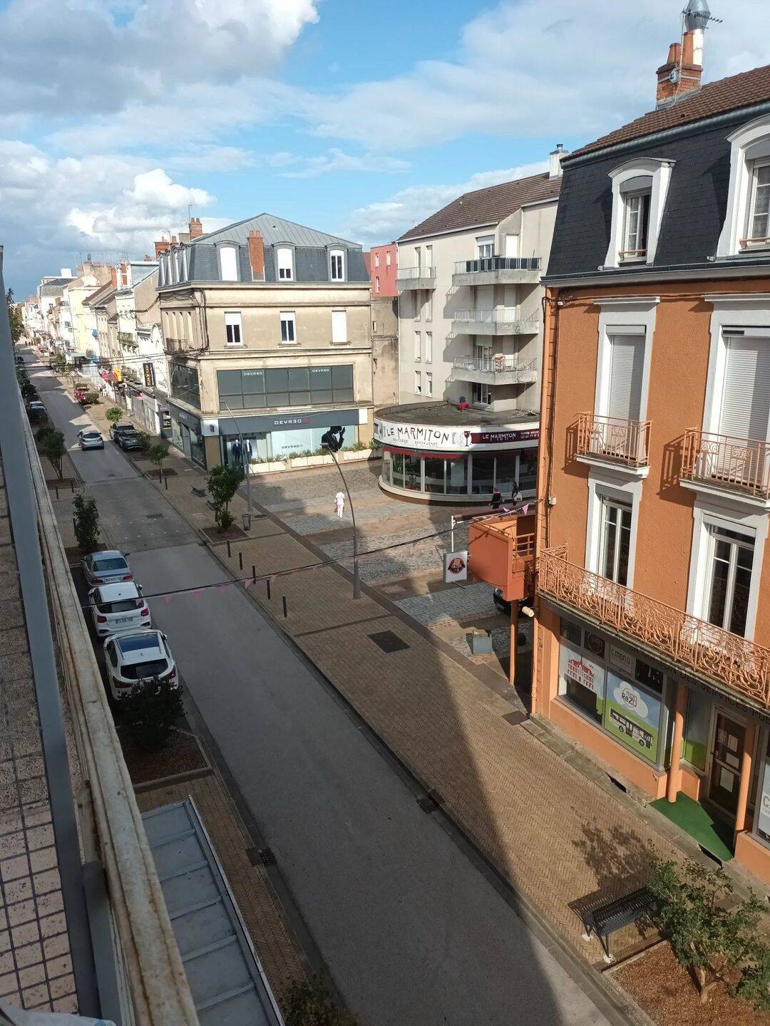 Appartement 7 pièces 159 m² · à Montceau-les-Mines · 159,4 m² · 159 600 €