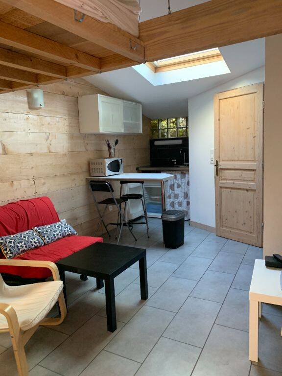 Appartement 1 pièce 15 m² · à Saint-Marcel · 15 m² · 325 €