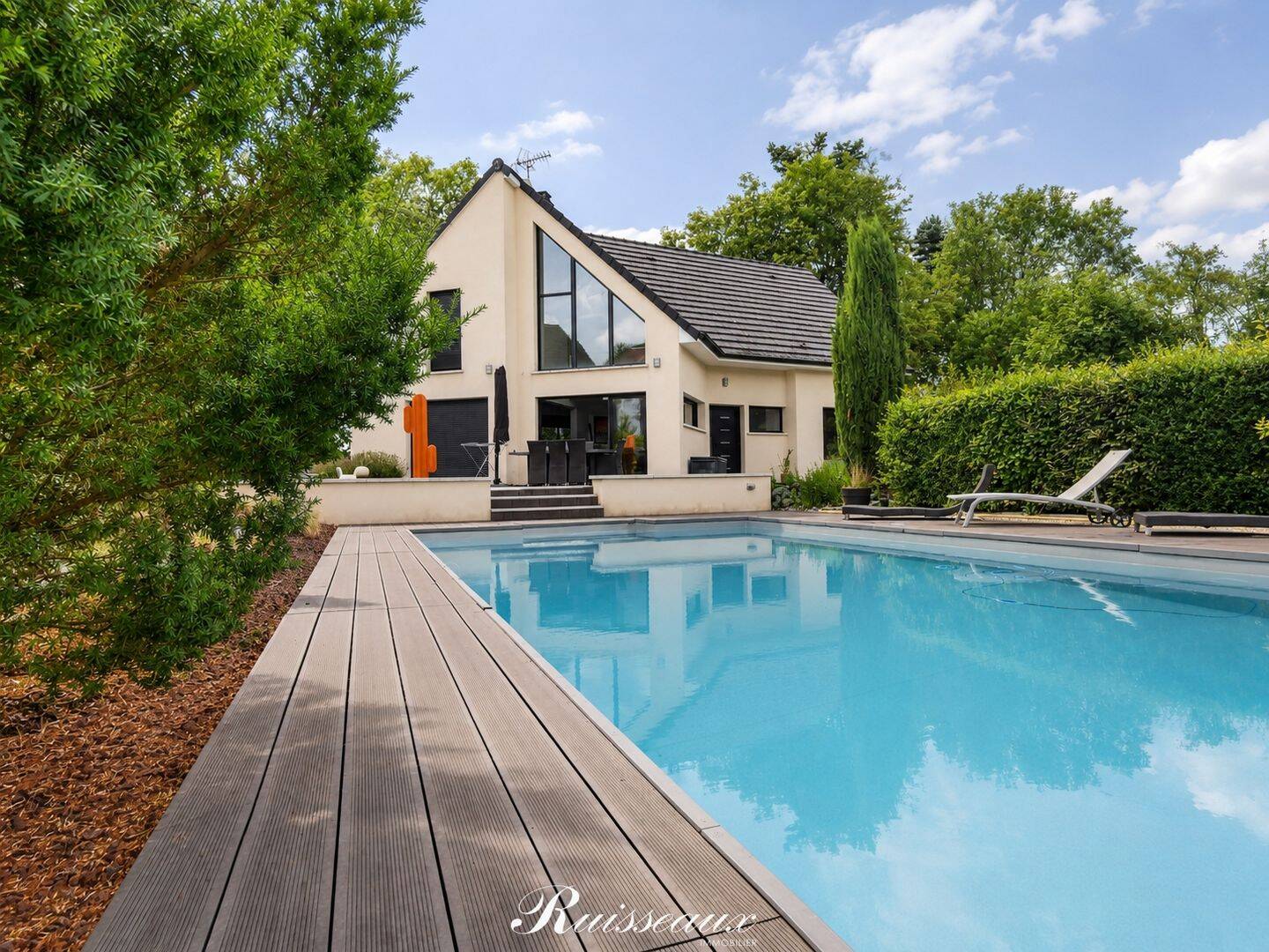 Maison 7 pièces 210 m² · à Velars-sur-Ouche · 210 m² · 595 000 €