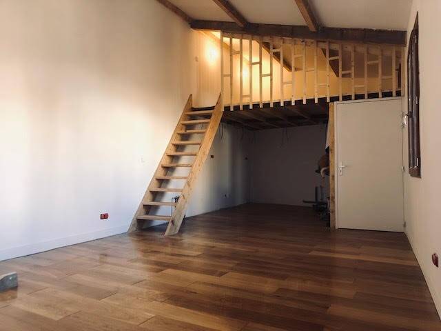 Appartement 2 pièces 63 m² · à L'Isle-sur-la-Sorgue · 63 m² · 298 000 €