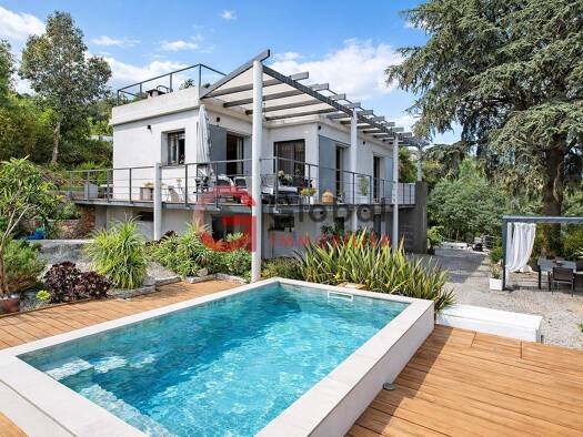 Villa à vendre 1 090 000 € 4 pièces 3 chambres 110 m² 908 m² de terrain Mandelieu-la-Napoule 06210