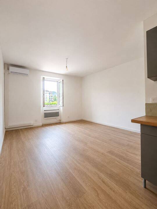 Appartement 2 pièces 42 m² · à Marseille 10ème Arrondissement · 41,6 m² · 650 €