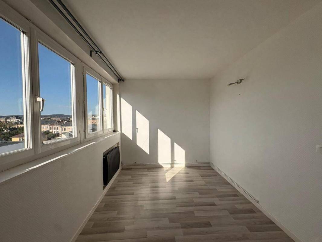 Appartement 3 pièces 59 m² · à Saint-Pierre-lès-Elbeuf · 59,2 m² · 630 €/mois