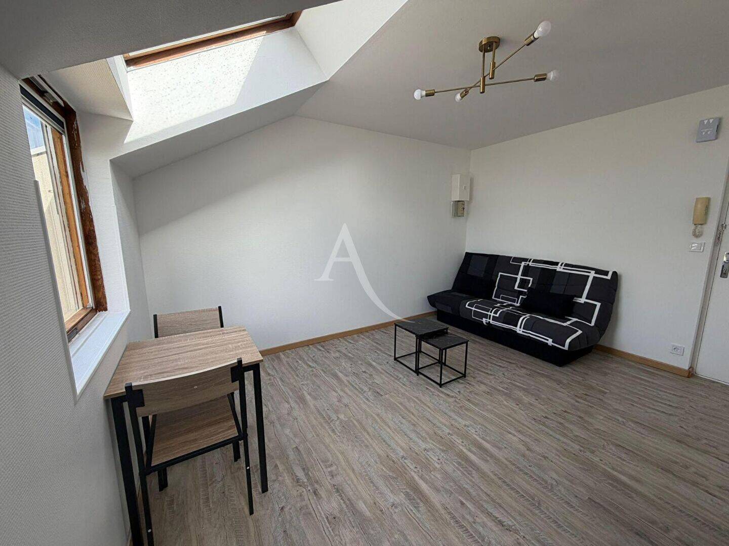 Appartement 1 pièce 23 m² · à Nantes · 22,7 m² · 499 €