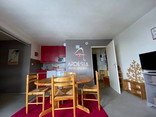 Appartement à vendre 118 800 € 3 pièces 2 chambres 42,5 m² Étage 8/12 Jarrier 73300