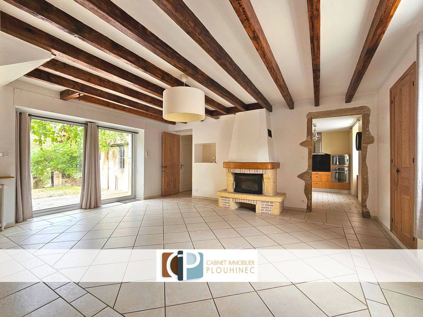 Maison 7 pièces 175 m² · à Pierreclos · 175 m² · 325 000 €