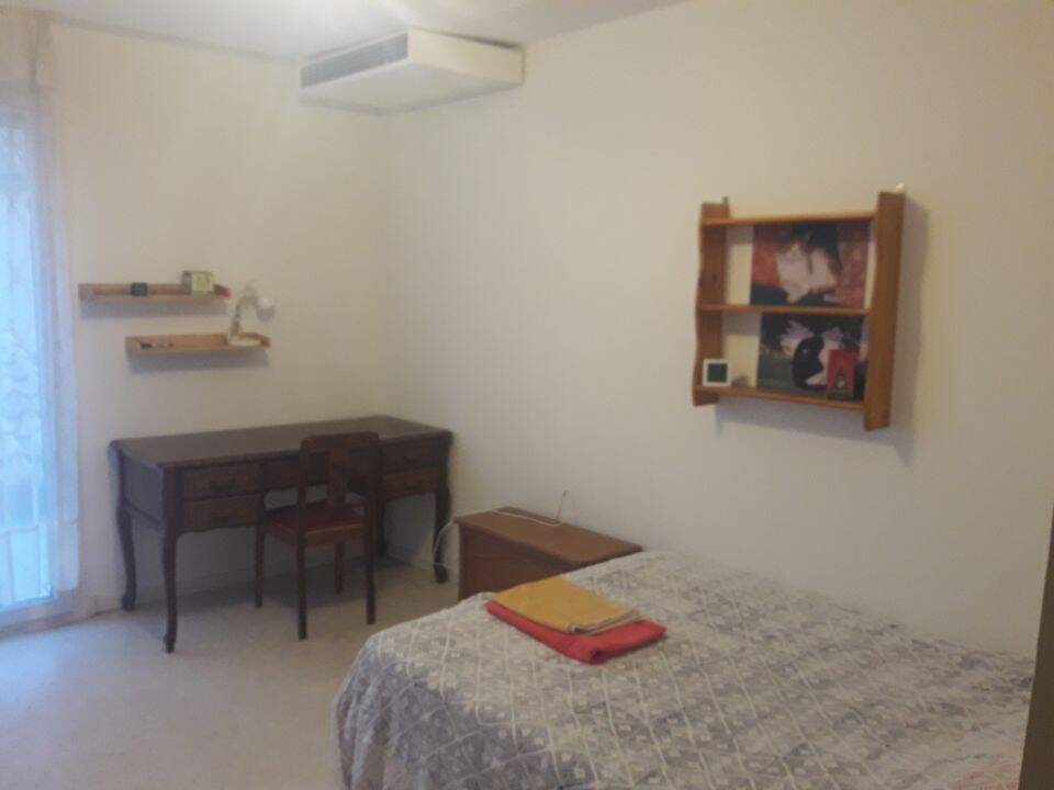 Appartement 1 pièce 13 m² · à Garons · 13 m² · 315 €