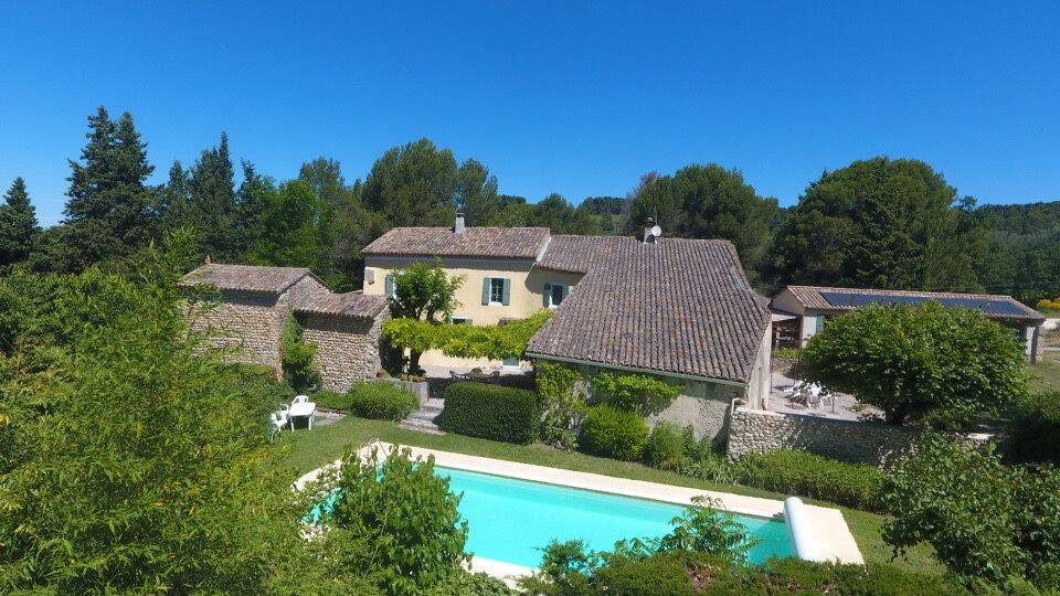 Maison 13 pièces 340 m² · à Vaison-la-Romaine · 340 m² · 1 195 000 €