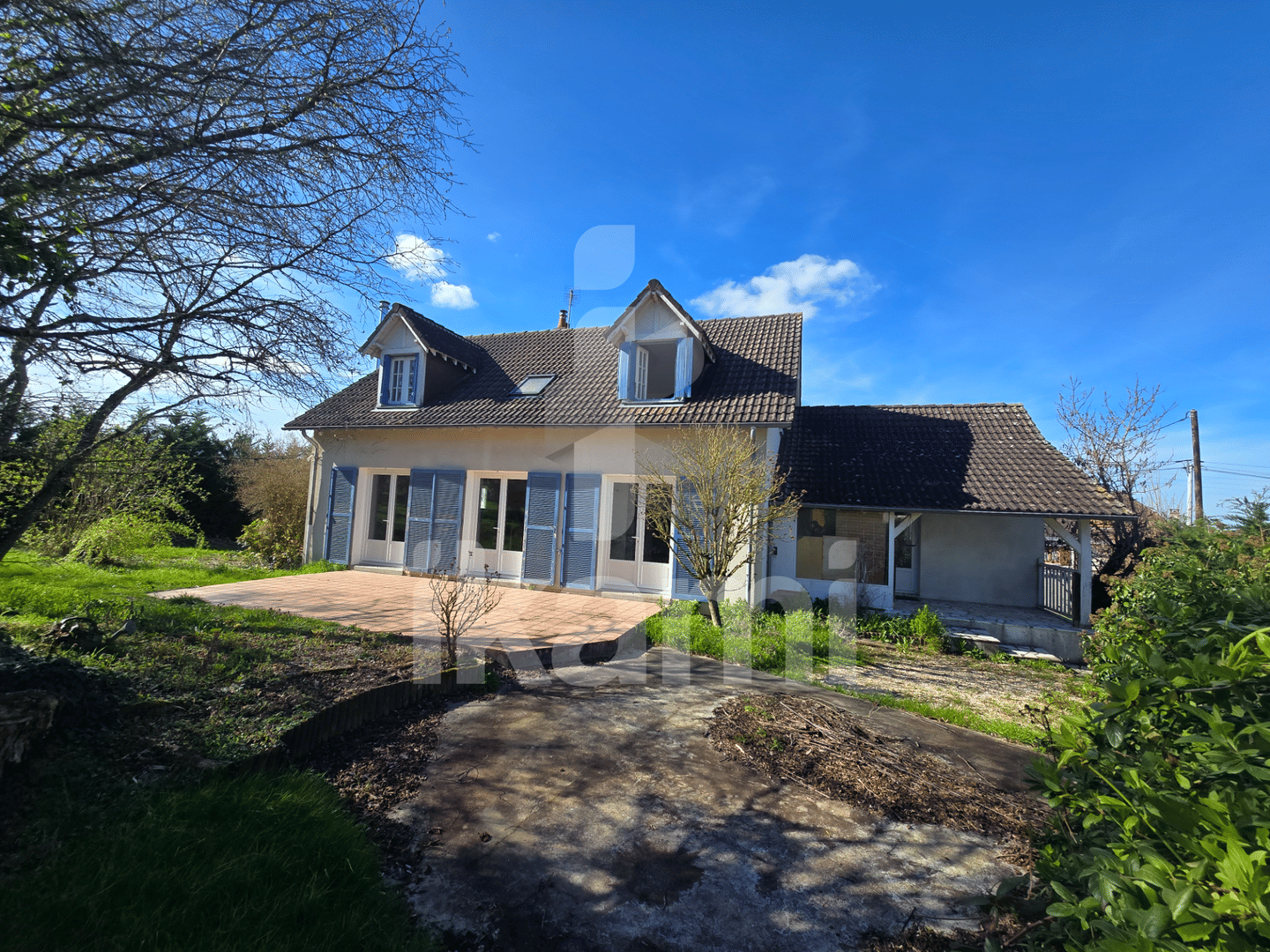 Maison 5 pièces 145 m² · à Chabris · 145 m² · 169 000 €