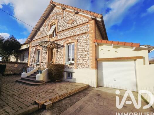 Maison à vendre 310 000 € 8 pièces 5 chambres 125 m² 481 m² de terrain Ville Basse-Centre Montereau-Fault-Yonne 77130