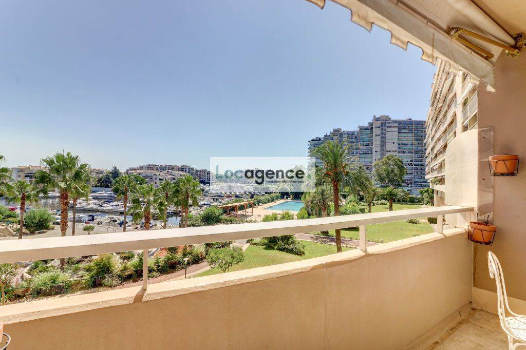 Appartement 2 pièces 57 m² · à Mandelieu-la-Napoule · 56,8 m² · 299 000 €