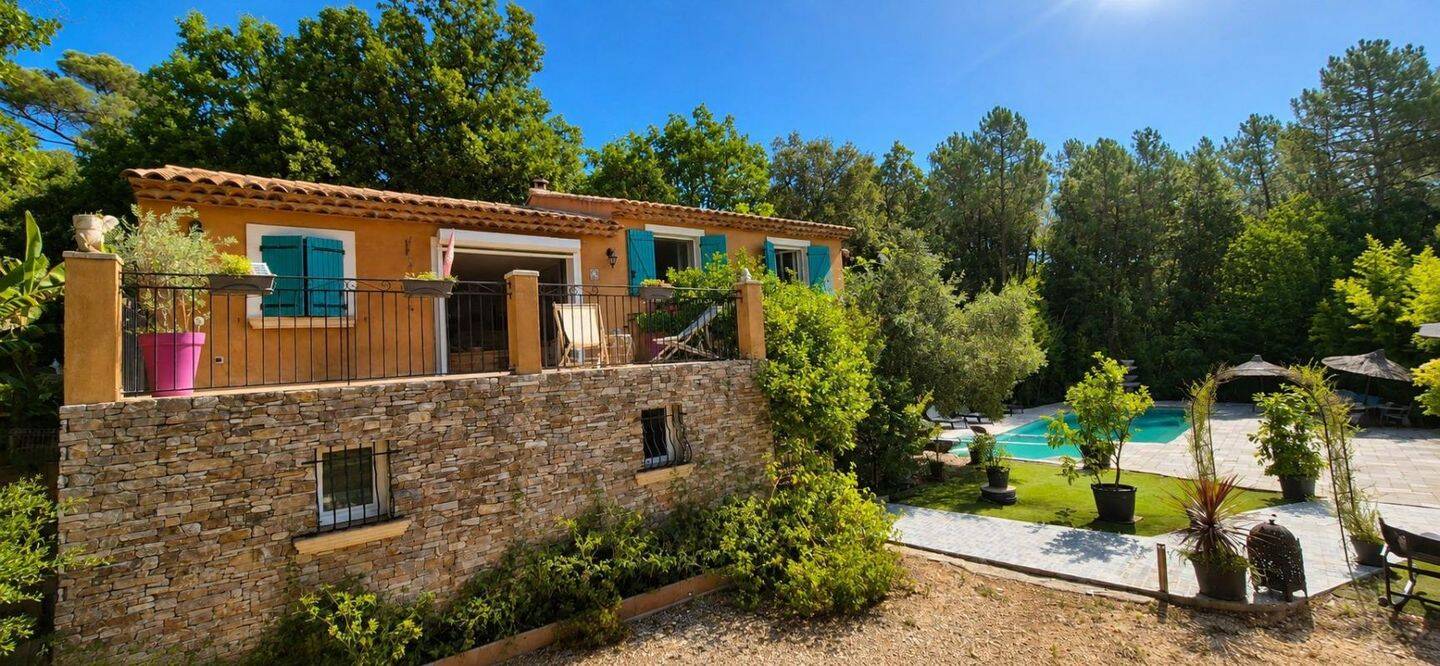 Maison 4 pièces 91 m² · à Besse-sur-Issole · 91 m² · 485 000 €
