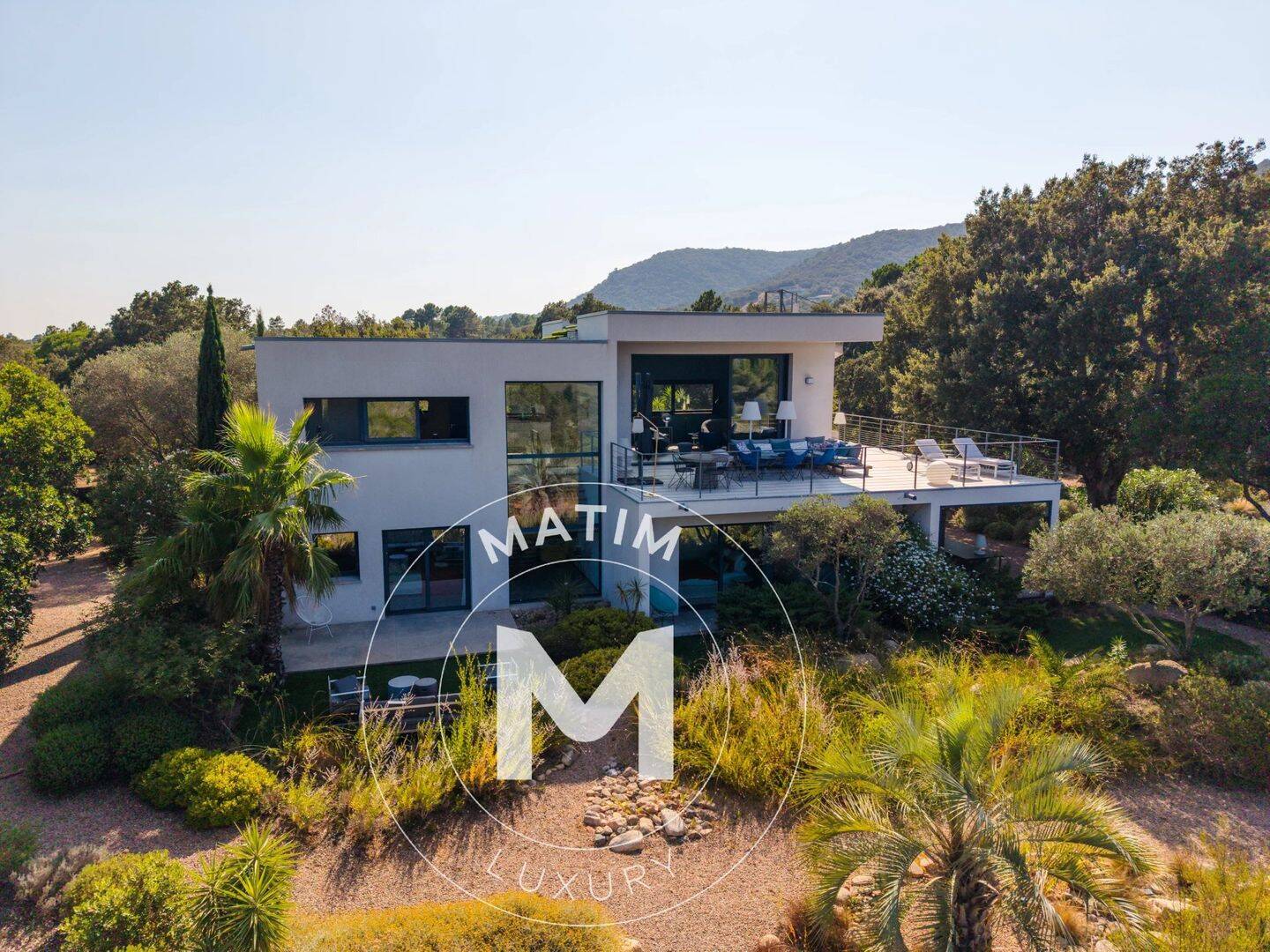 Maison 6 pièces 200 m² · à Zonza · 200 m² · 2 990 000 €