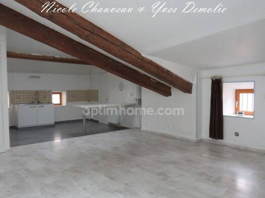 Appartement à vendre 83 500 € 2 pièces 1 chambre 61 m² Étage 2/2 Centre Issoire 63500