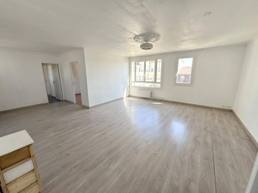 Appartement 5 pièces 86 m² · à Villeparisis · 86 m² · 165 000 €