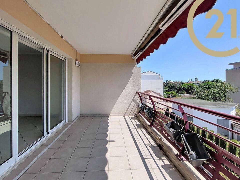 Appartement 3 pièces 80 m² · à Fréjus · 80 m² · 388 000 €