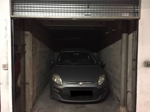 Parking à louer 130 € 12 m² La Balance-Palais des Papes Avignon 84000