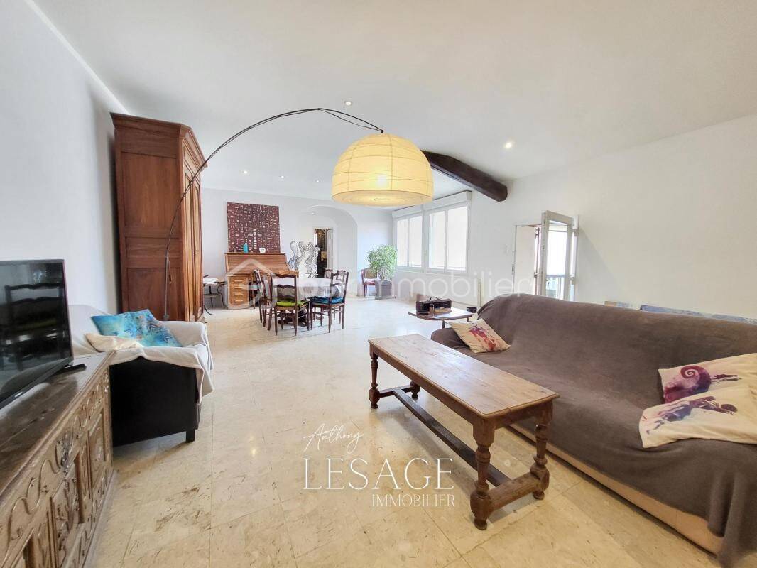 Maison 5 pièces 167 m² · à Lunel · 167 m² · 369 000 €
